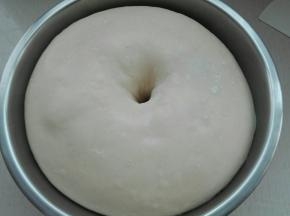 发酵至手指戳洞不回缩不塌陷即可