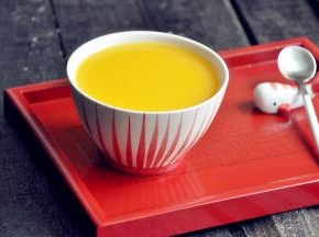 . 美味的米糊完成啦，浓浓的南瓜味不加糖就很甜了，特别喜欢这个味道。（如果家里豆浆机有预约功能，可以提前一晚预约，这样早上起床能喝到。）