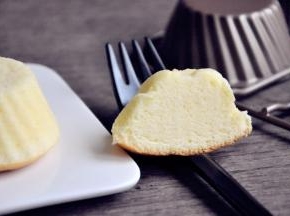 入口即化，低糖低脂，减肥人士可放心食用。