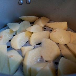 放高压锅蒸熟，