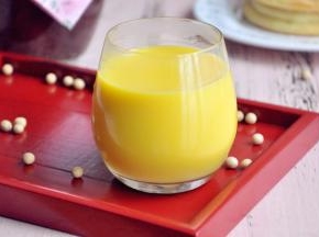 南瓜增加了豆浆的清甜，无需加糖。