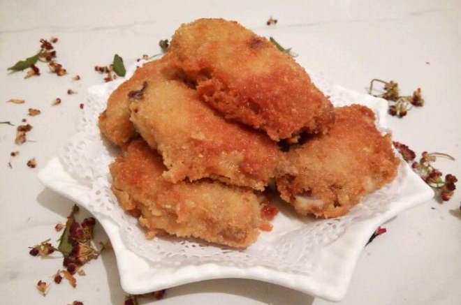 面包糠炸鸡翅