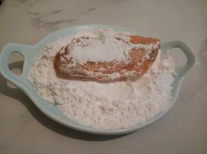  再裹上玉米淀粉，