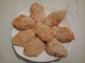 全部裹好再炸，免得手忙脚乱，