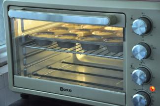 放入提前预热的烤箱145度 30分钟。