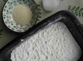 称量好所用的食材