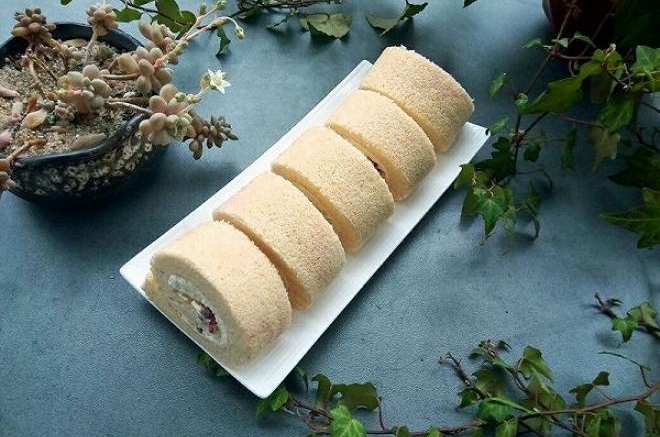 蔓越莓奶油卷
