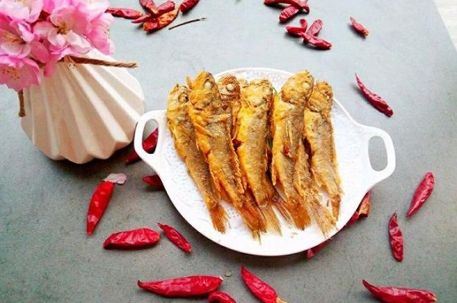 油炸小梅鱼