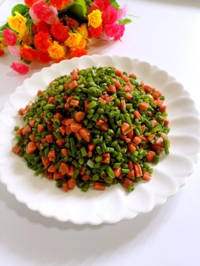 豇豆炒烤肠