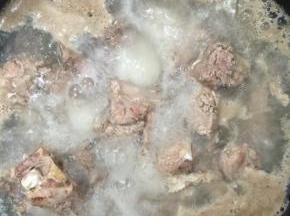 水开后，撇去浮末！

