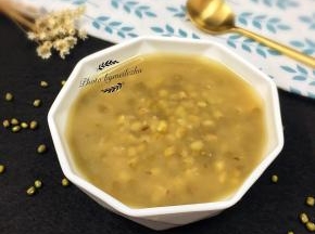 盛入碗中即可享用。