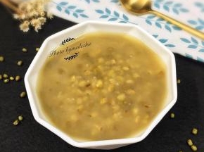 晾晾后放入冰箱冷藏口感更佳。