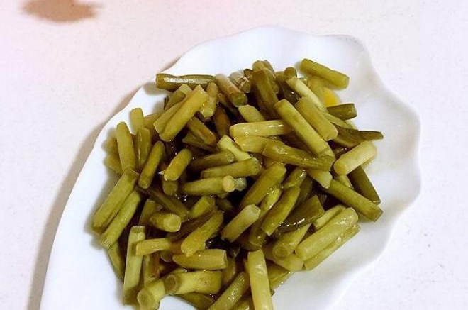 腌蒜苔
