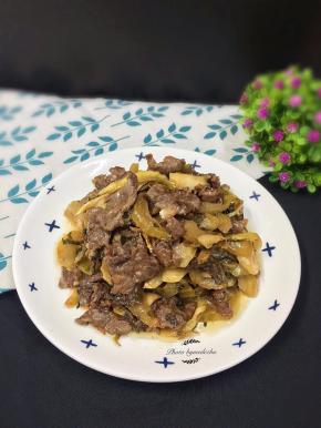 出锅装盘即可食用。