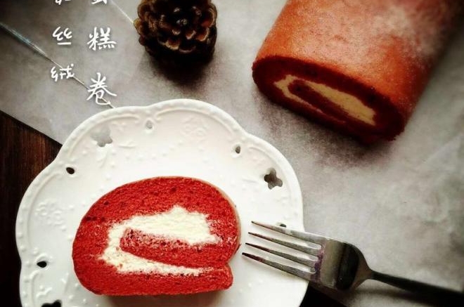 红丝绒蛋糕卷
