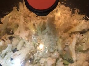 加盖焖1-2分钟。