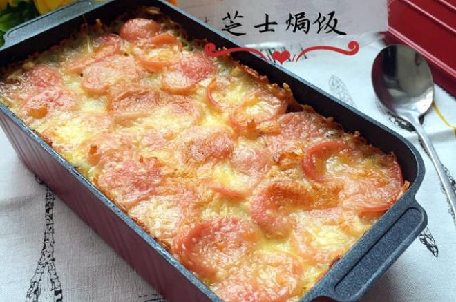 芝士烤肠焗饭