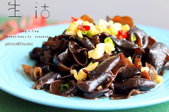 凉拌木耳