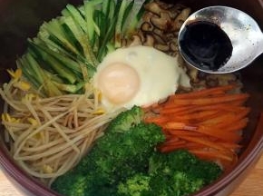 淋上生抽就开吃了