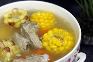 营养美味的玉米排骨汤就好了