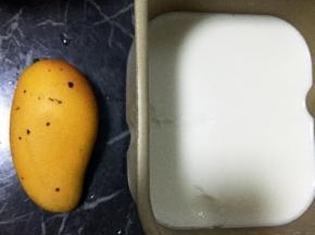 这里用的是自制无糖酸奶