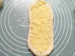 铺满椰蓉馅