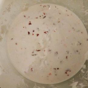  加入适量的水，