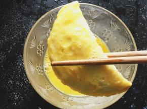 表面裹上全蛋液