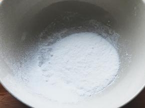准备好白凉粉