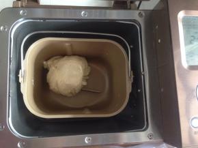 选择和面10分钟，静置10分钟，再和面15分钟