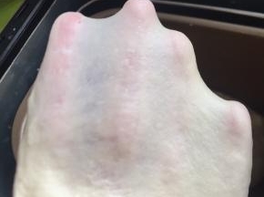 2:揉出这种手套膜后即可。我用了30分钟