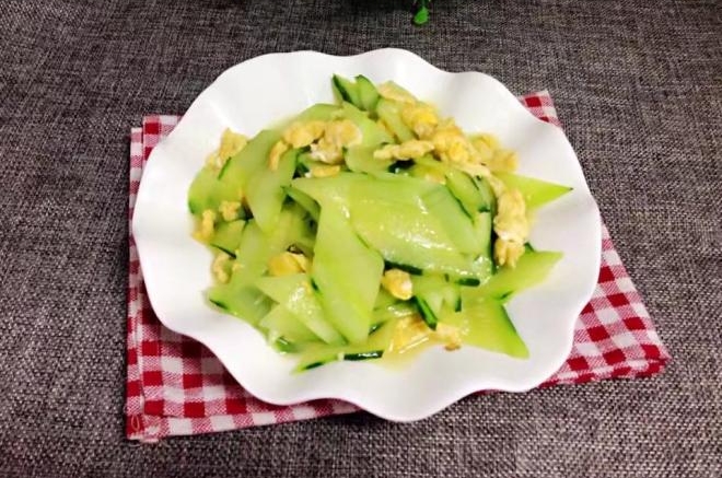 青瓜炒鸡蛋
