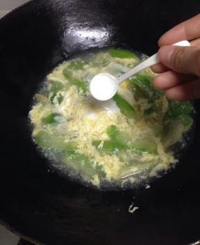 最后加盐调味即可。