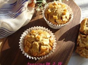 香甜的苹果枫糖蛋糕做好了