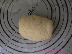 再重复第5和6步卷好面团；