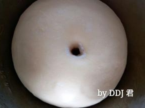 发至面团的2至2.5倍大。。