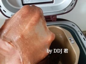 两个程序后可以拉出薄而韧的膜，揉面就完成啦
