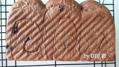 烤箱160度烘烤45分钟，中途记得盖锡纸（我卷的太丑了）