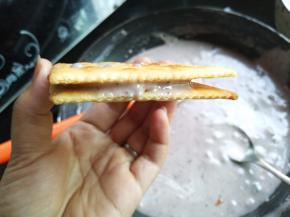 再拿一块饼干合并