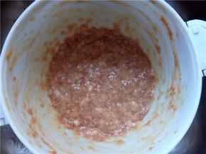 如此反复直至汤汁都加入进去。