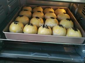 烤箱提前预热180度，烤30分钟