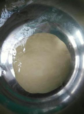 加入黄油后揉出手套膜