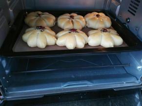 烤箱提前预热180度，烤28分钟上色盖锡纸