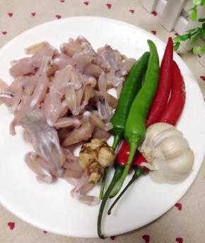 原图材料，（青蛙肉清干净备用）