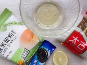 准备好所有材料，蛋清打在无水无油干净的盆里