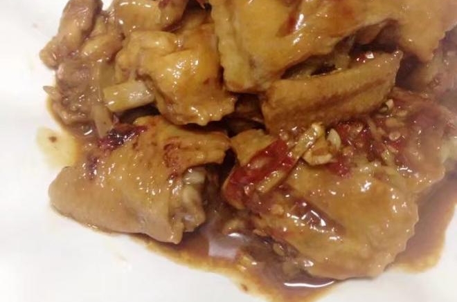 焖鸡中翅