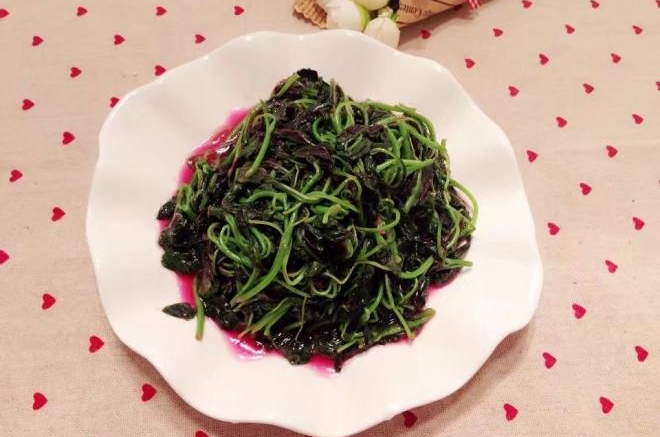 蒜炒紫苋菜