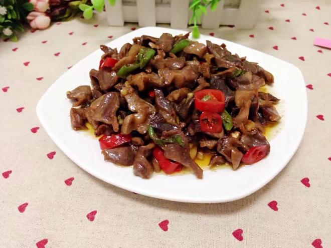 炒鸡胗