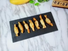 外皮酥 脆，香蕉嫩滑，甜美，真是美味。