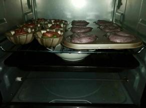 放入烤箱里进行二次发酵至二倍大时即可